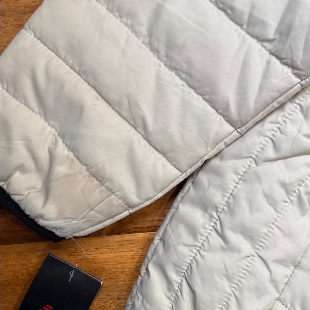 New Balance Men's Off-White Puffer Hoodie Jacket - Picture 8 of 8